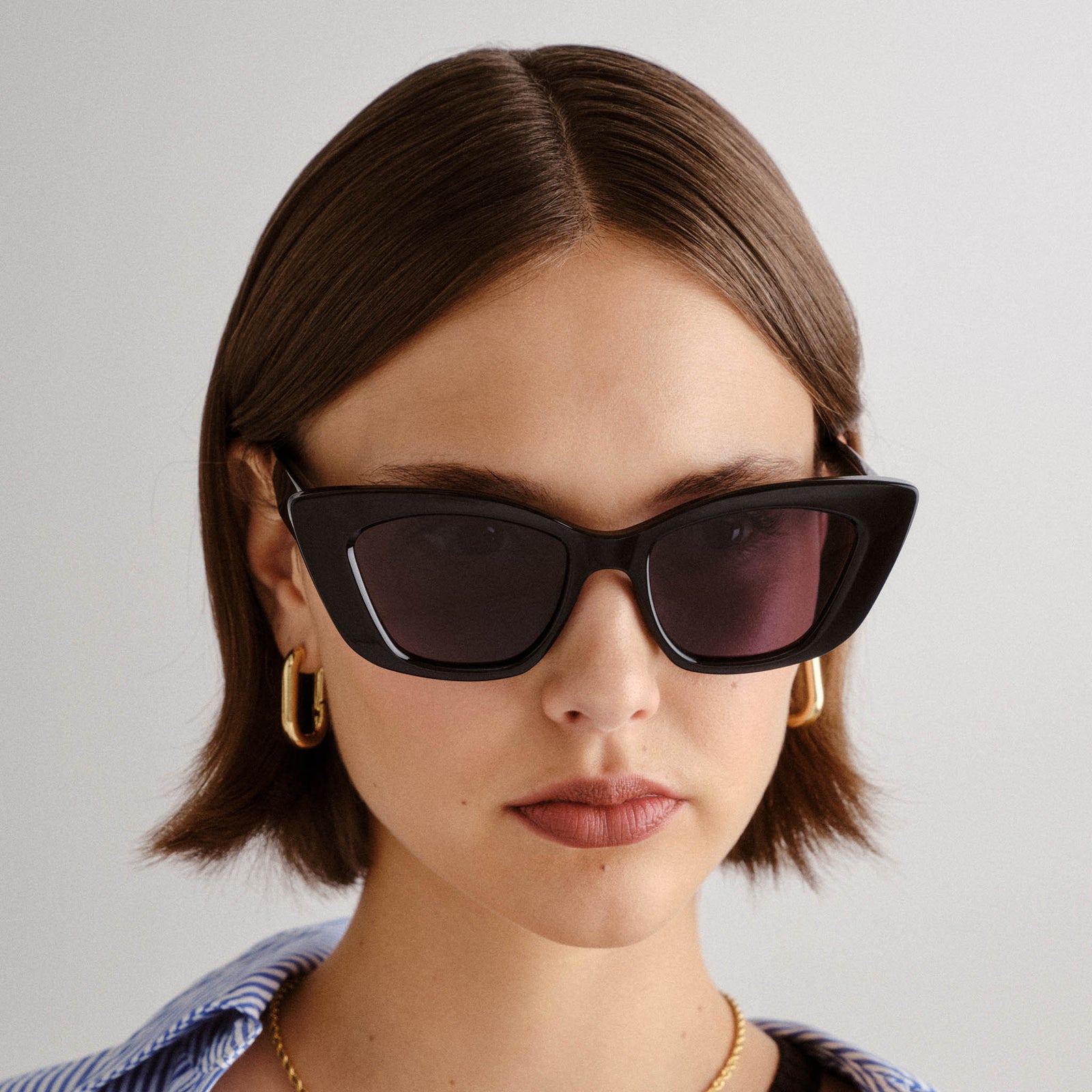 Tranquil Turmoil Black Female Cat-Eye Sunglasses | Le Specs