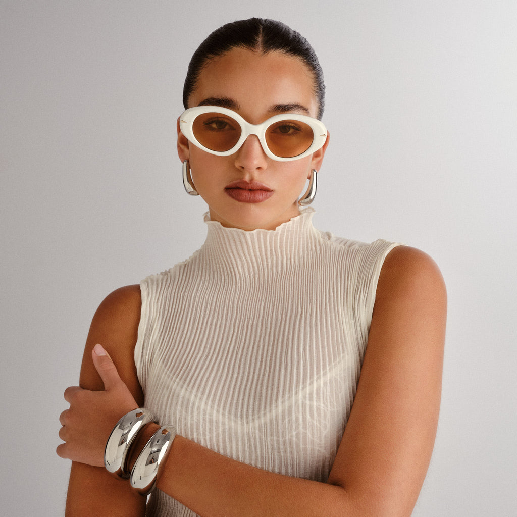 Numero Dos Ivory Female Oval Sunglasses | Le Specs