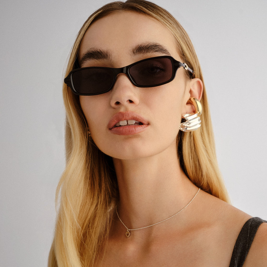 Bamboozler Black Female Rectangle Sunglasses | Le Specs