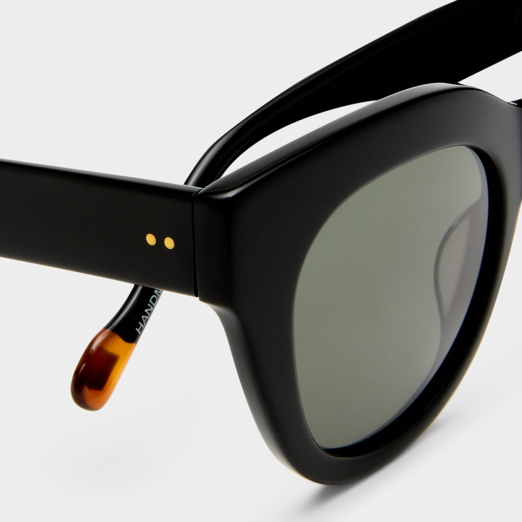 Airy Canary Ii Black Female Cat-Eye Sunglasses | Le Specs display picture 3
