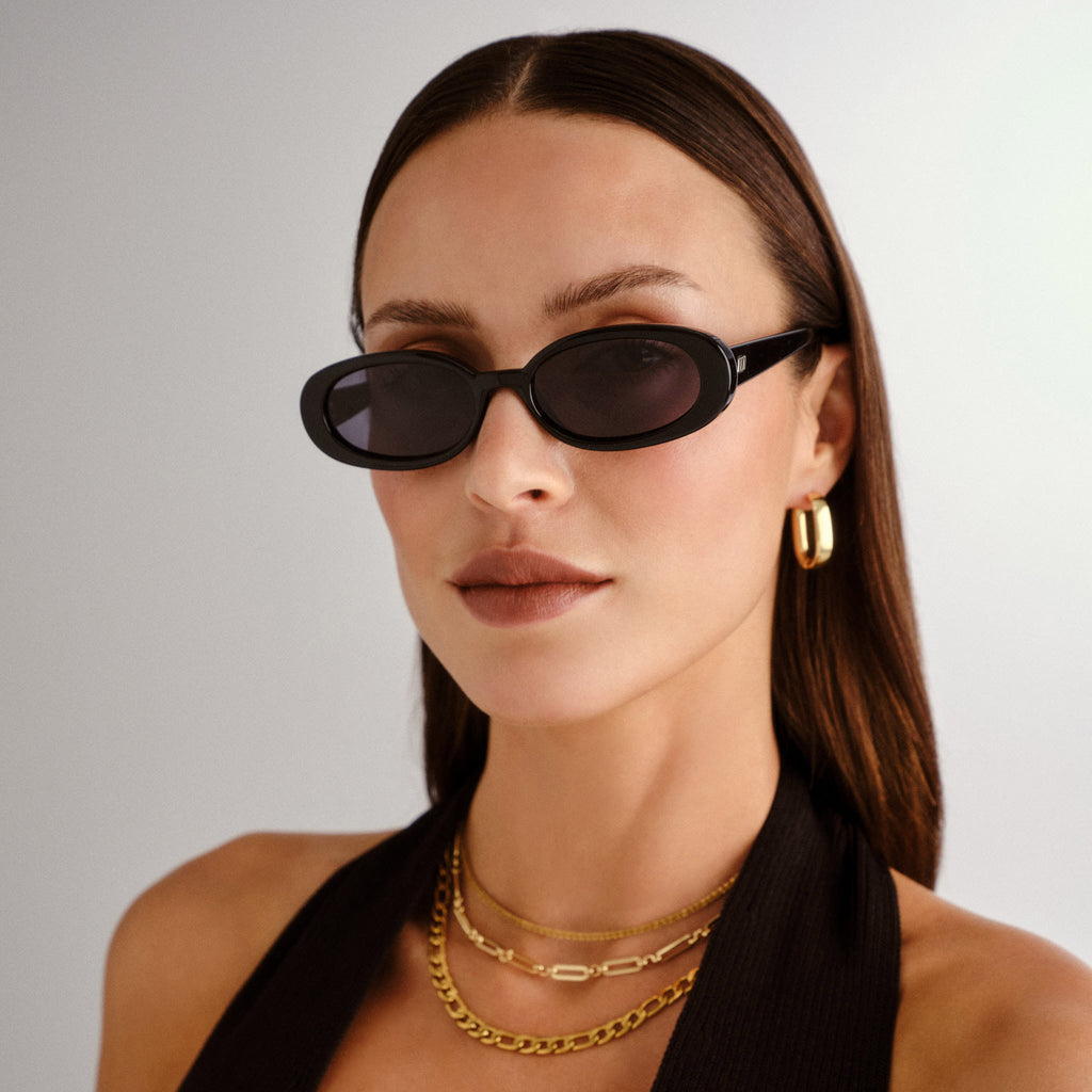 新品 Le Specs OUTTA LOVE BLACK サングラス Outta Love Black Uni-Sex Oval Sunglasses | Le Specs