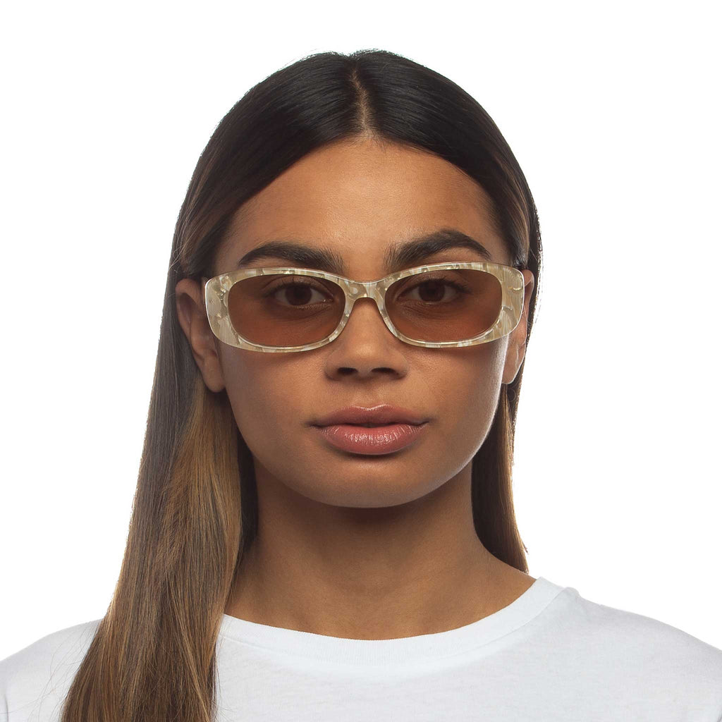 The sunnies of the moment - our Wineglass specs 😎