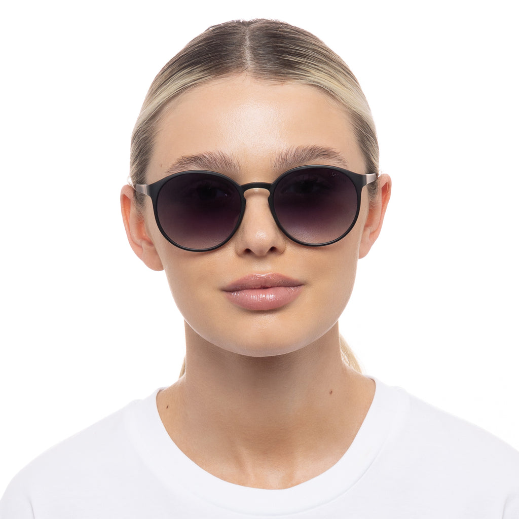 Swizzle | Matte Grad Sunglasses – Le Specs