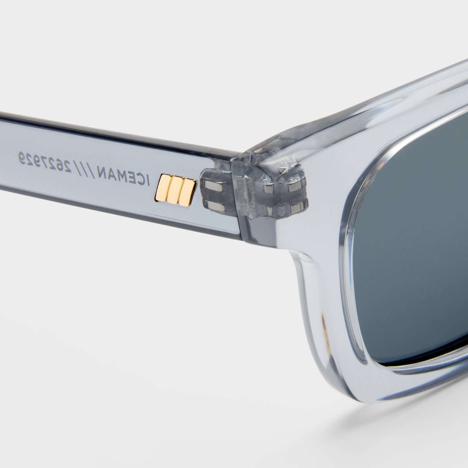 Iceberg + Pewter Uni-Sex Square Sunglasses | Le Specs