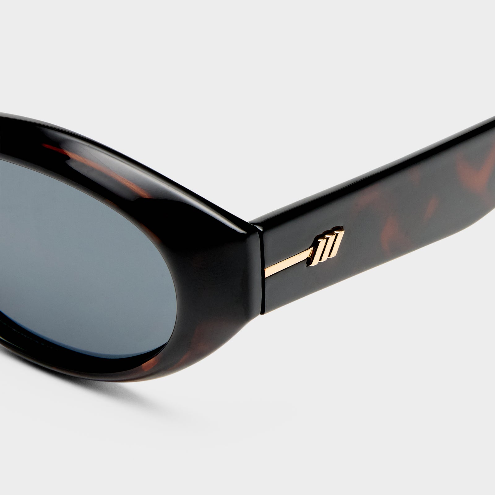 Le Bijou + Dark Tort Uni-Sex Oval Sunglasses | Le Specs