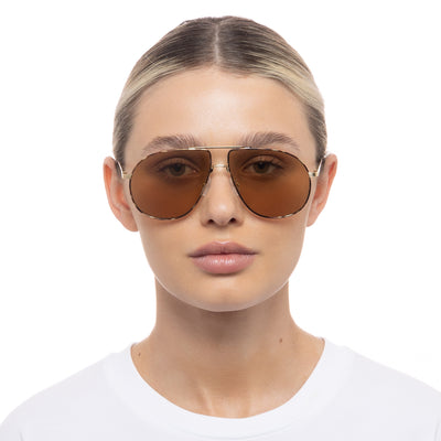 月と星とピエロの手鏡　IM-225 Schmaltzy Bright Gold Tort Uni-Sex Aviator Sunglasses | Le Specs