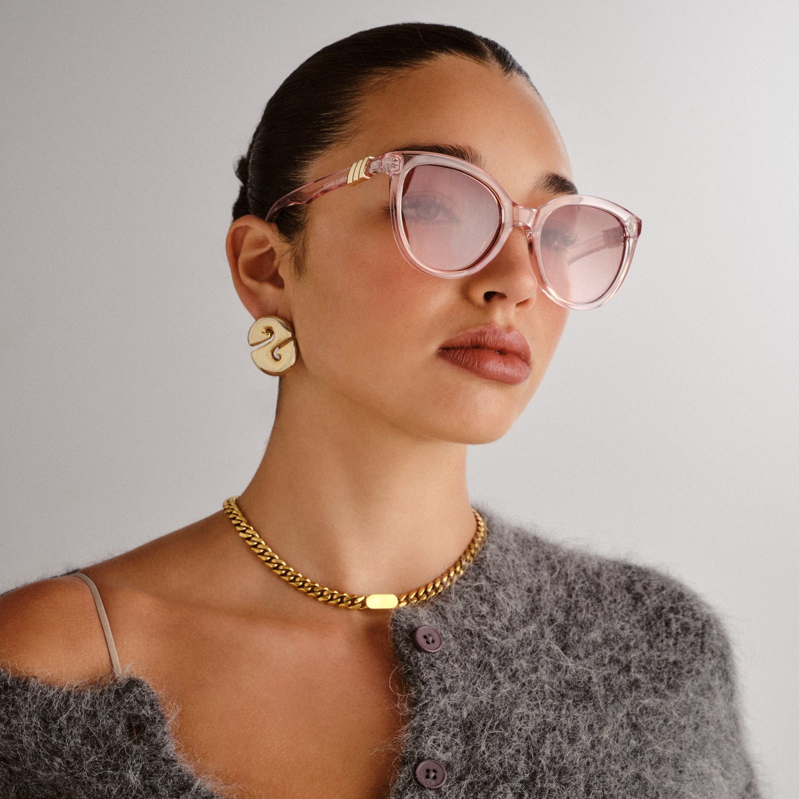 The Muse Blush Female Round Sunglasses | Le Specs