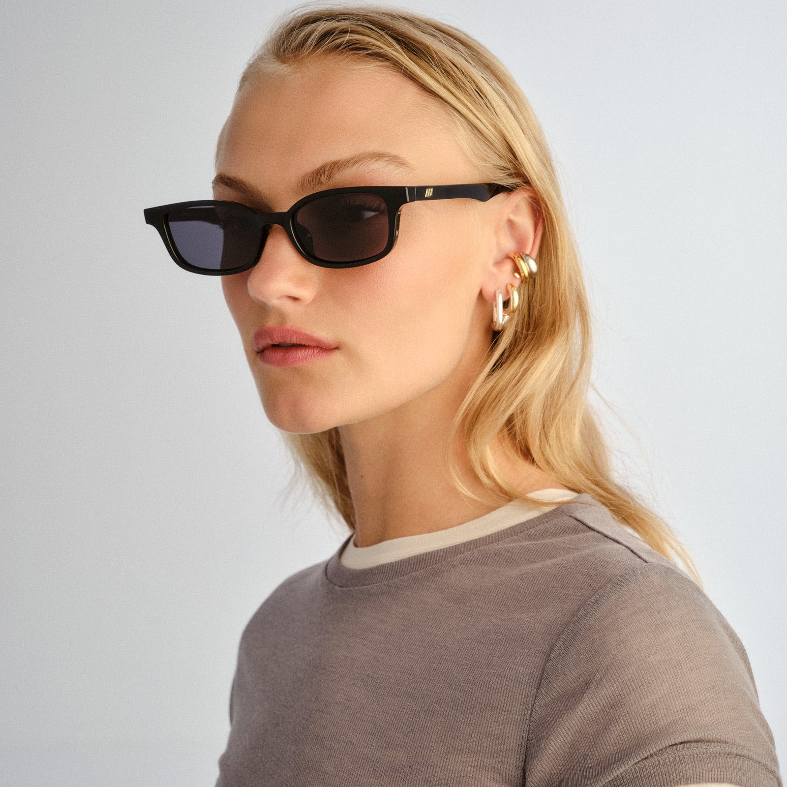 Echelon + Black Uni-Sex Rectangle Sunglasses | Le Specs