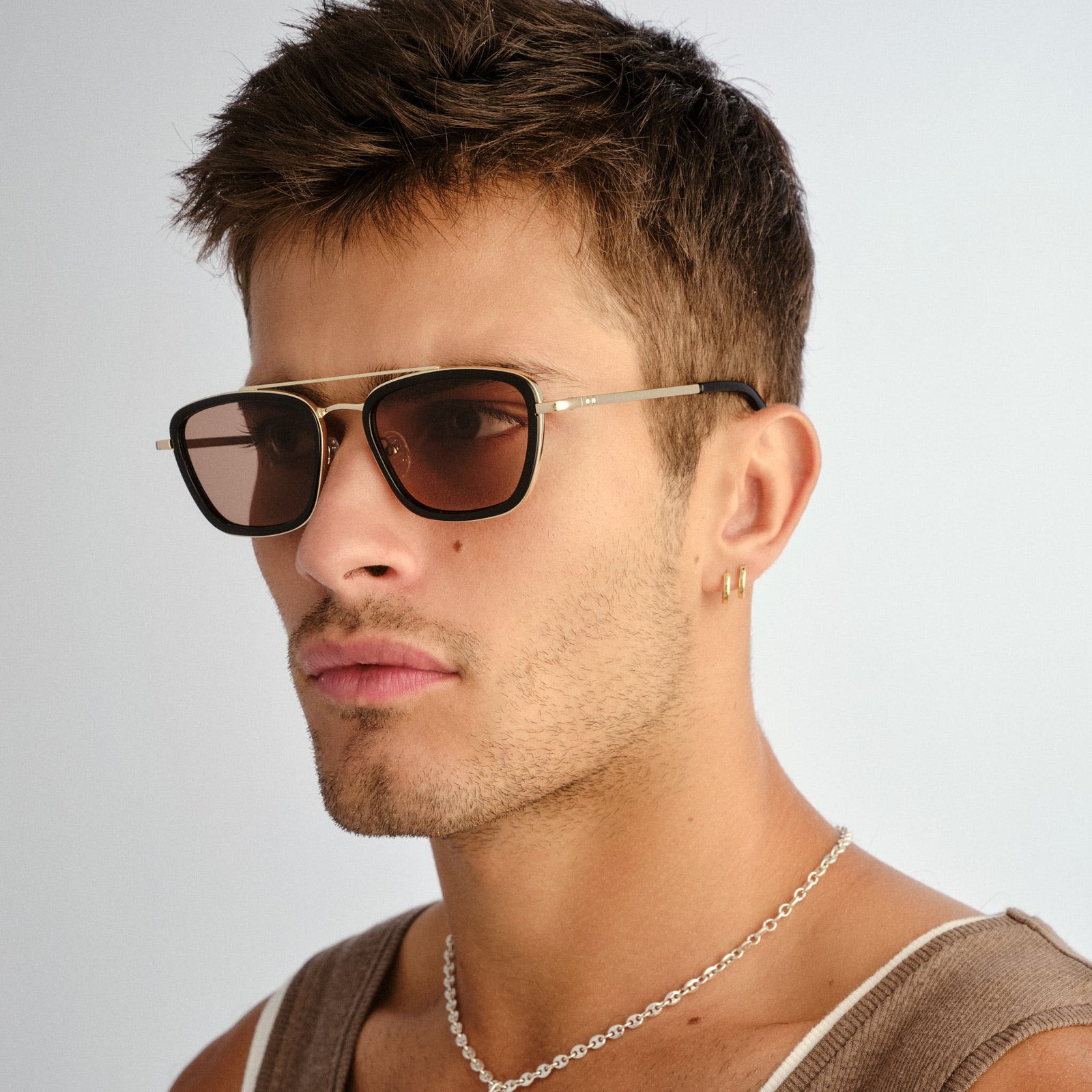 Diametric Gold Black Uni-Sex Aviator Sunglasses | Le Specs