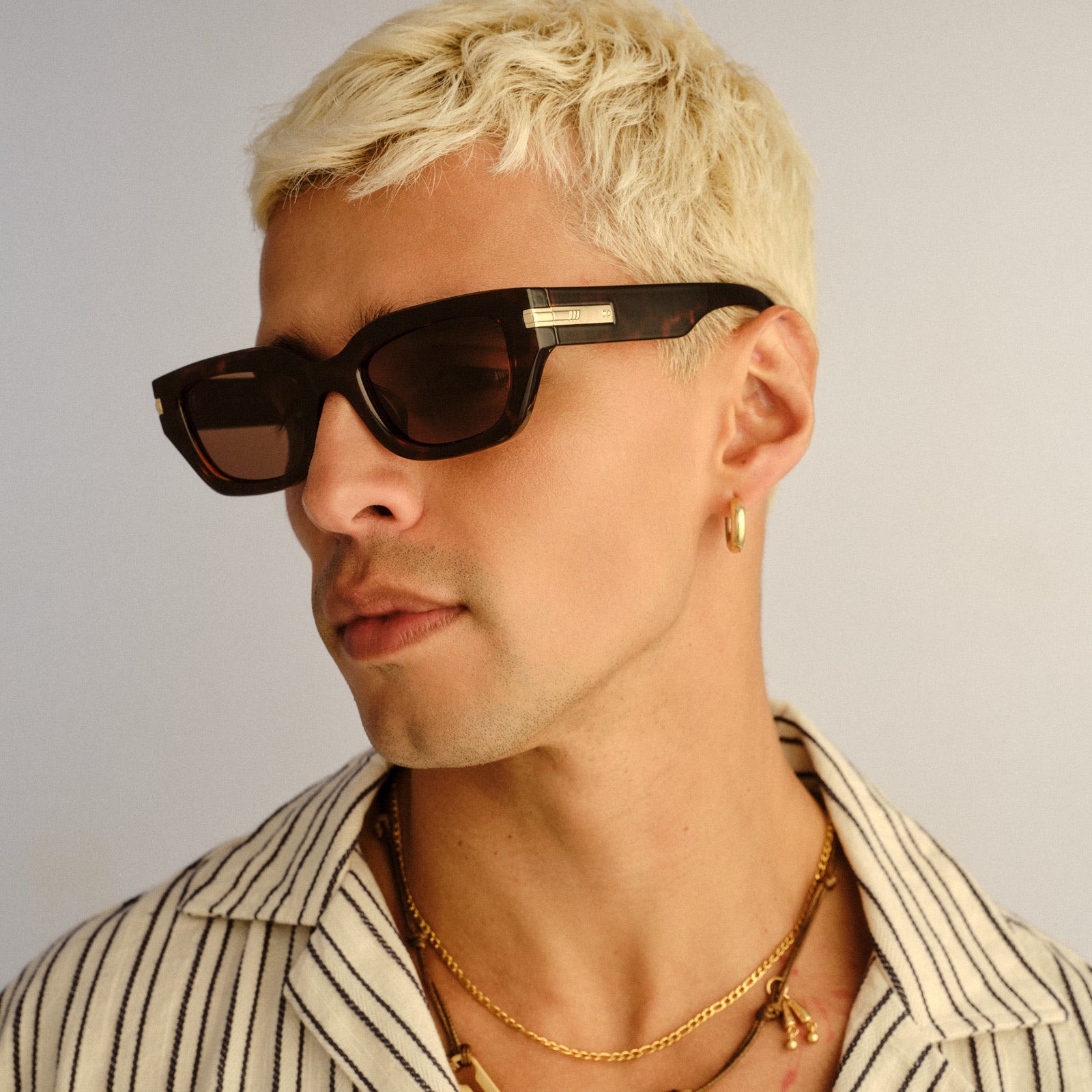 Cubito + Tort Uni-Sex D-Frame Sunglasses | Le Specs