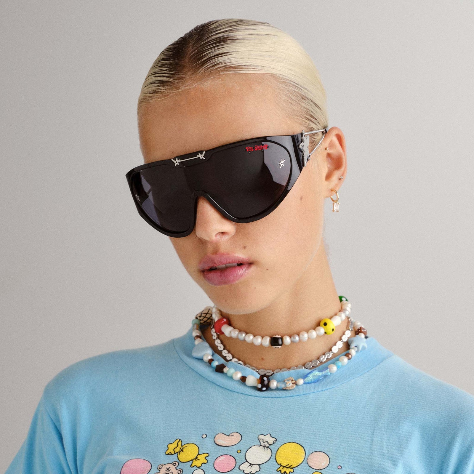 Nepo Baby Black Uni-Sex Shield Sunglasses | Le Specs