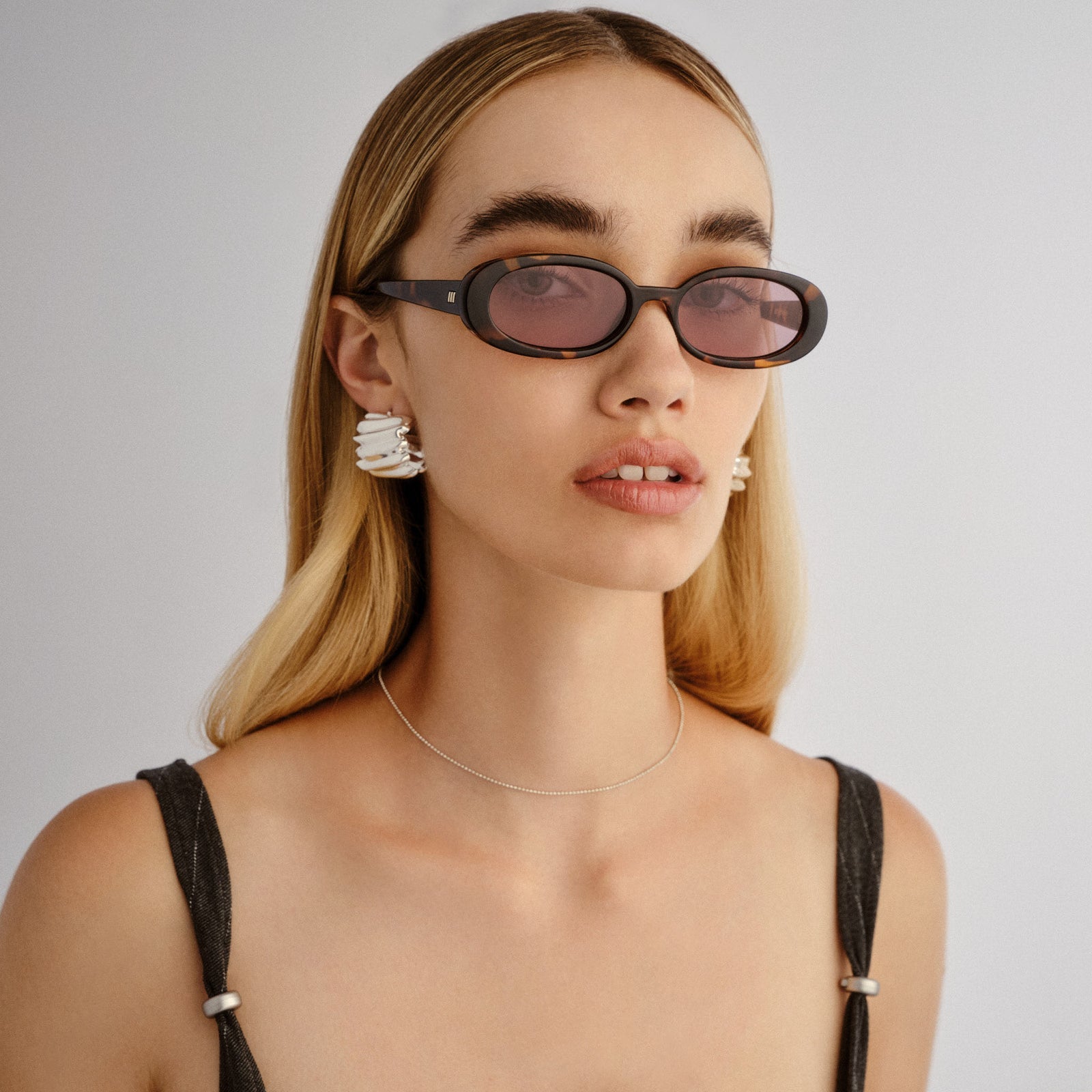 Outta Love Tokyo Tort Female Oval Sunglasses | Le Specs