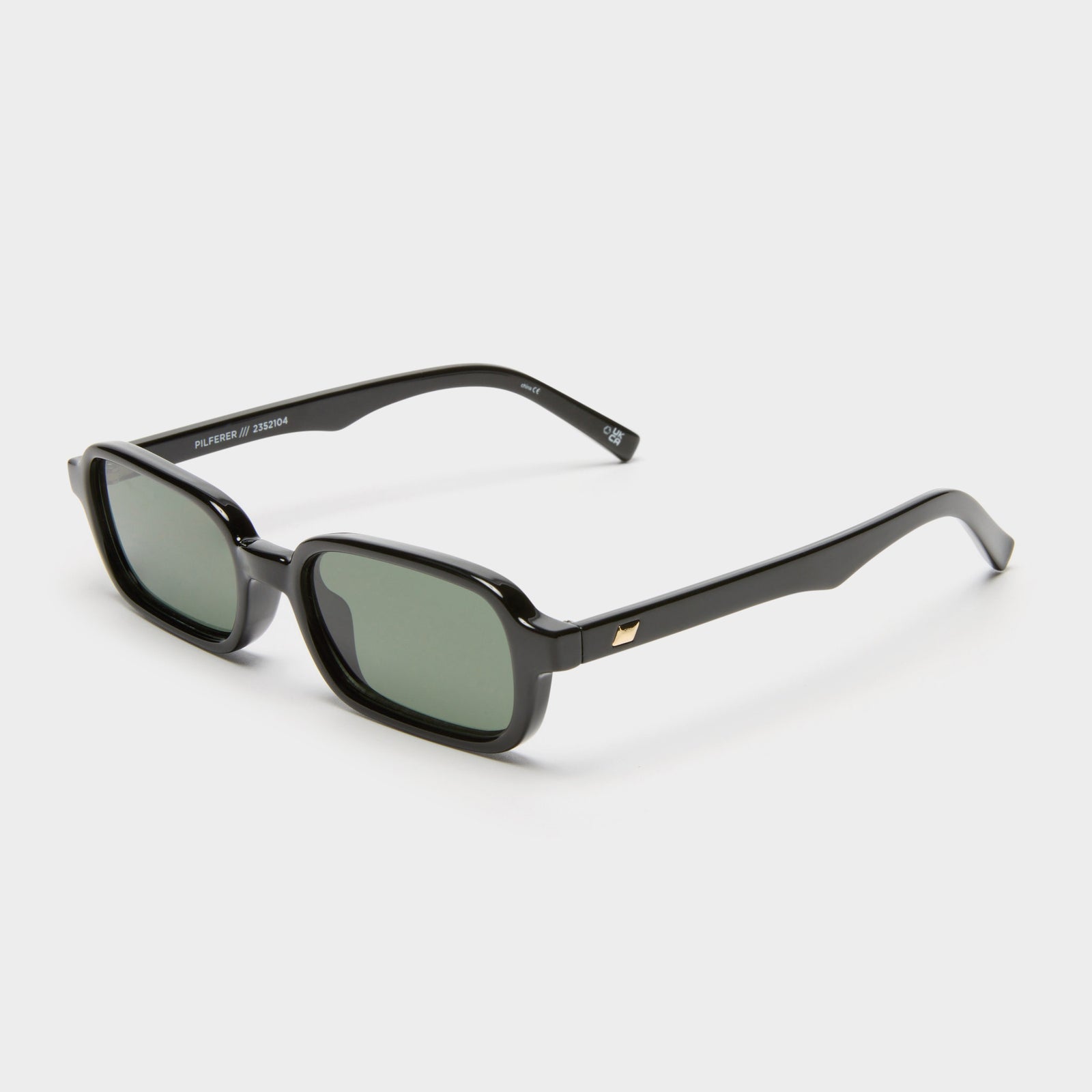 PILFERER | BLACK