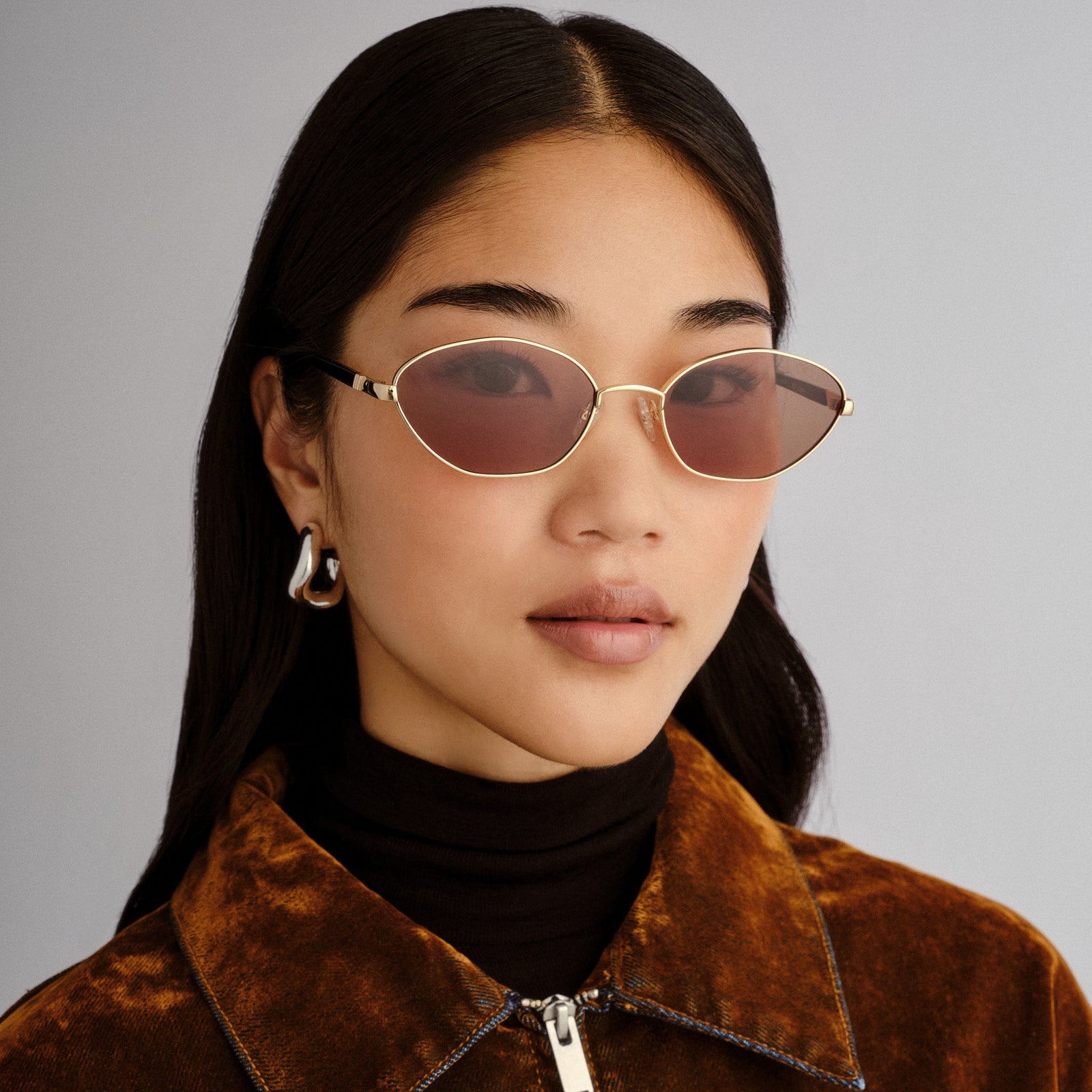 Le Bebe Gold Uni-Sex Oval Sunglasses | Le Specs