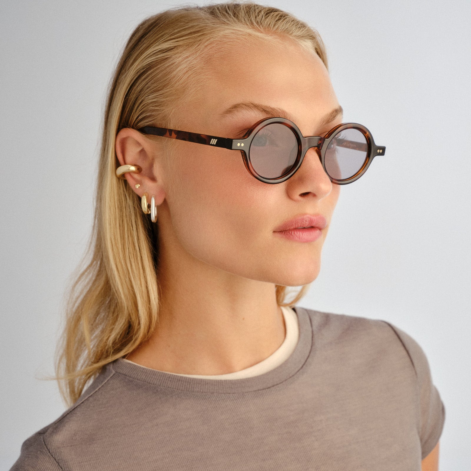 Sycophantic + Tort Uni-Sex Round Sunglasses | Le Specs