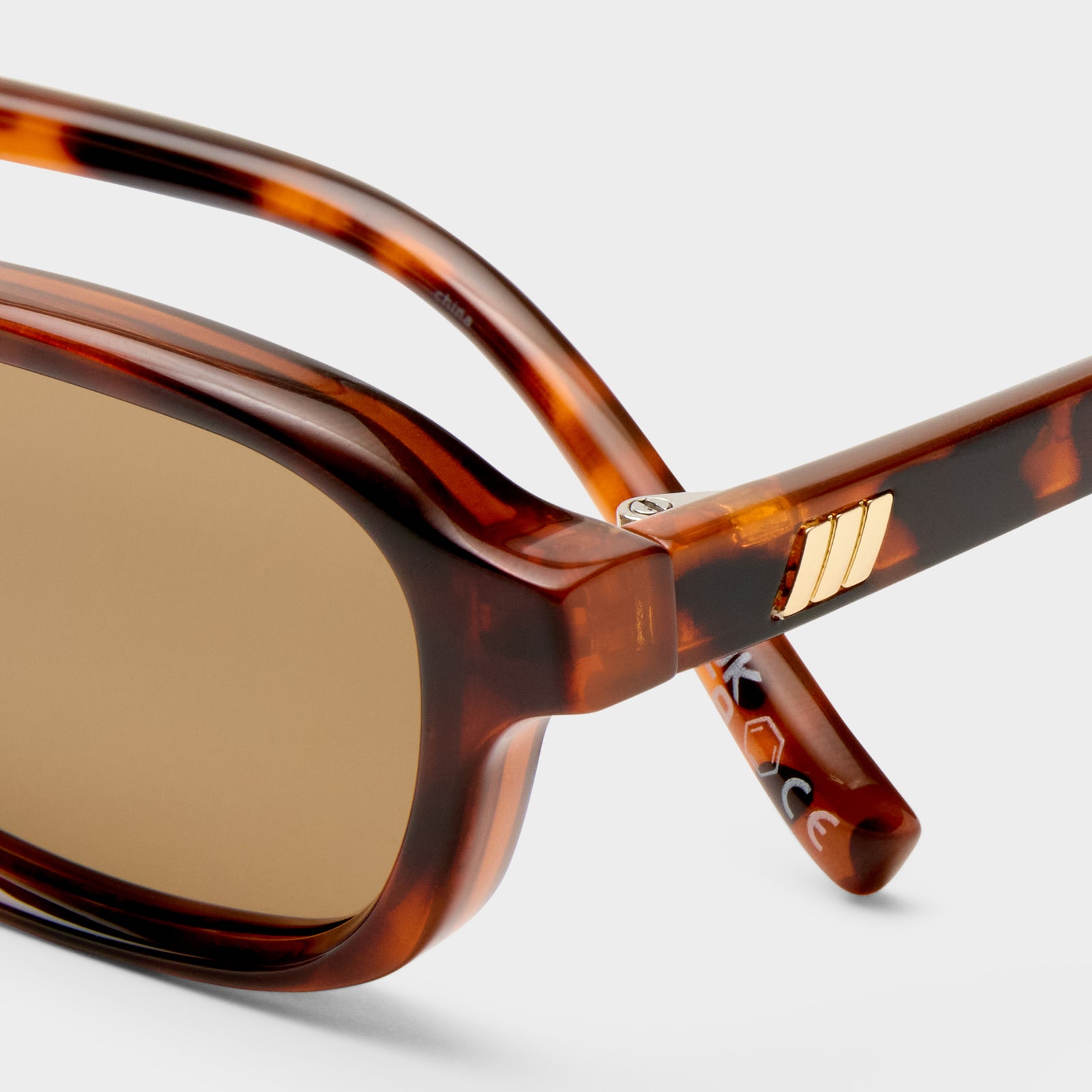 Honey Pot Tort Female Rectangle Sunglasses | Le Specs