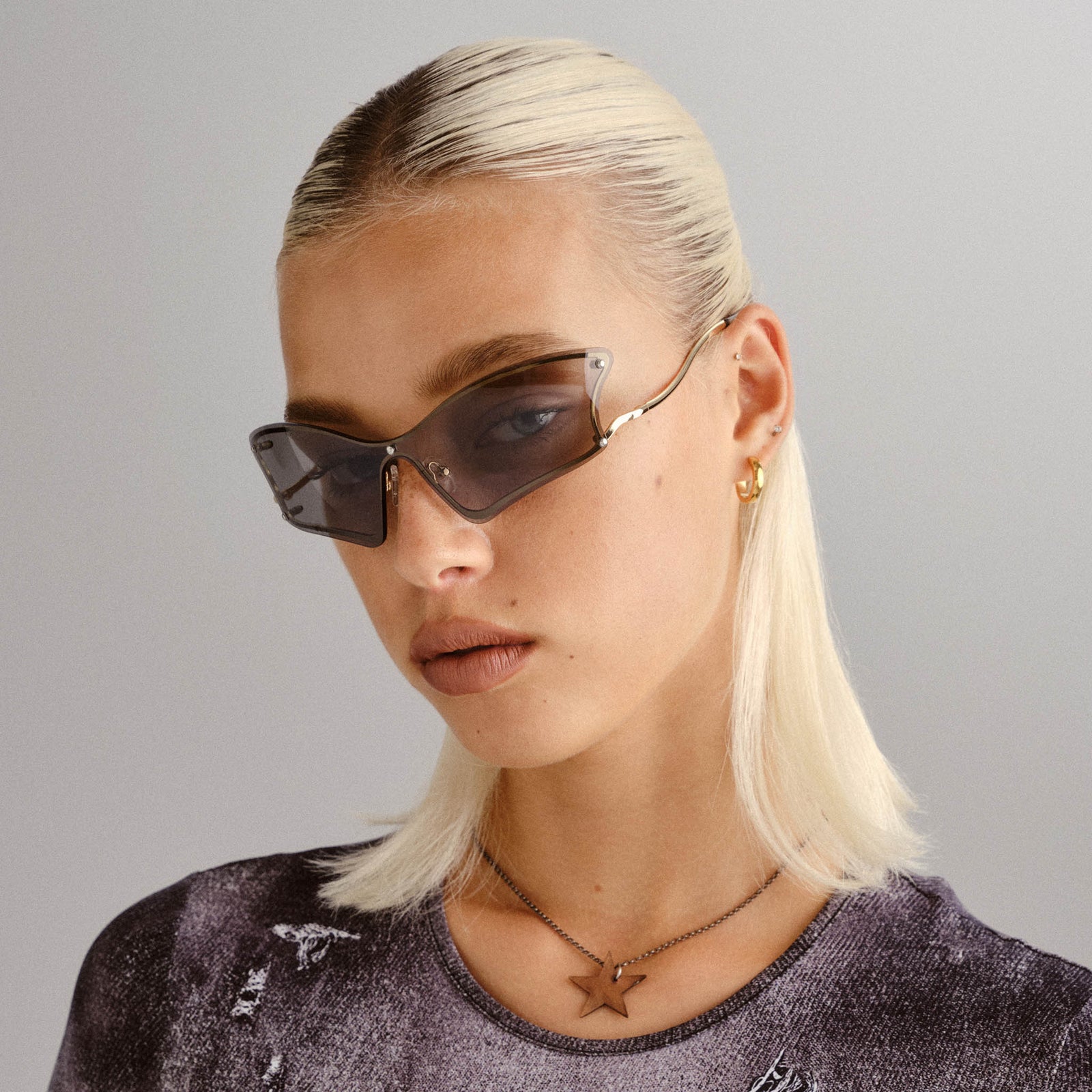 Nymph Gold Female Wrap Sunglasses | Le Specs
