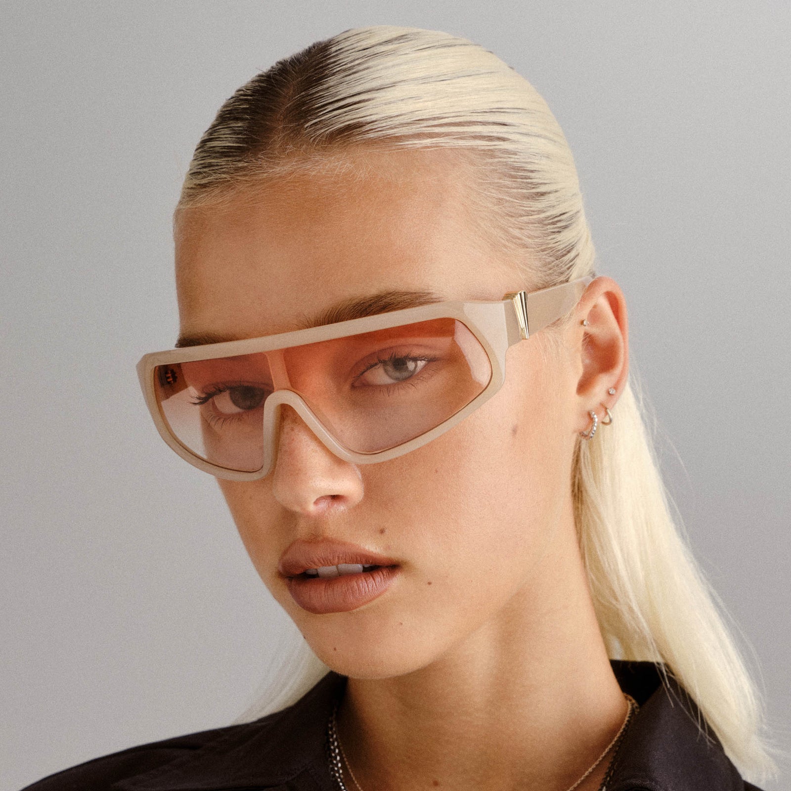 Calm Chaos Barley Female Shield Sunglasses | Le Specs