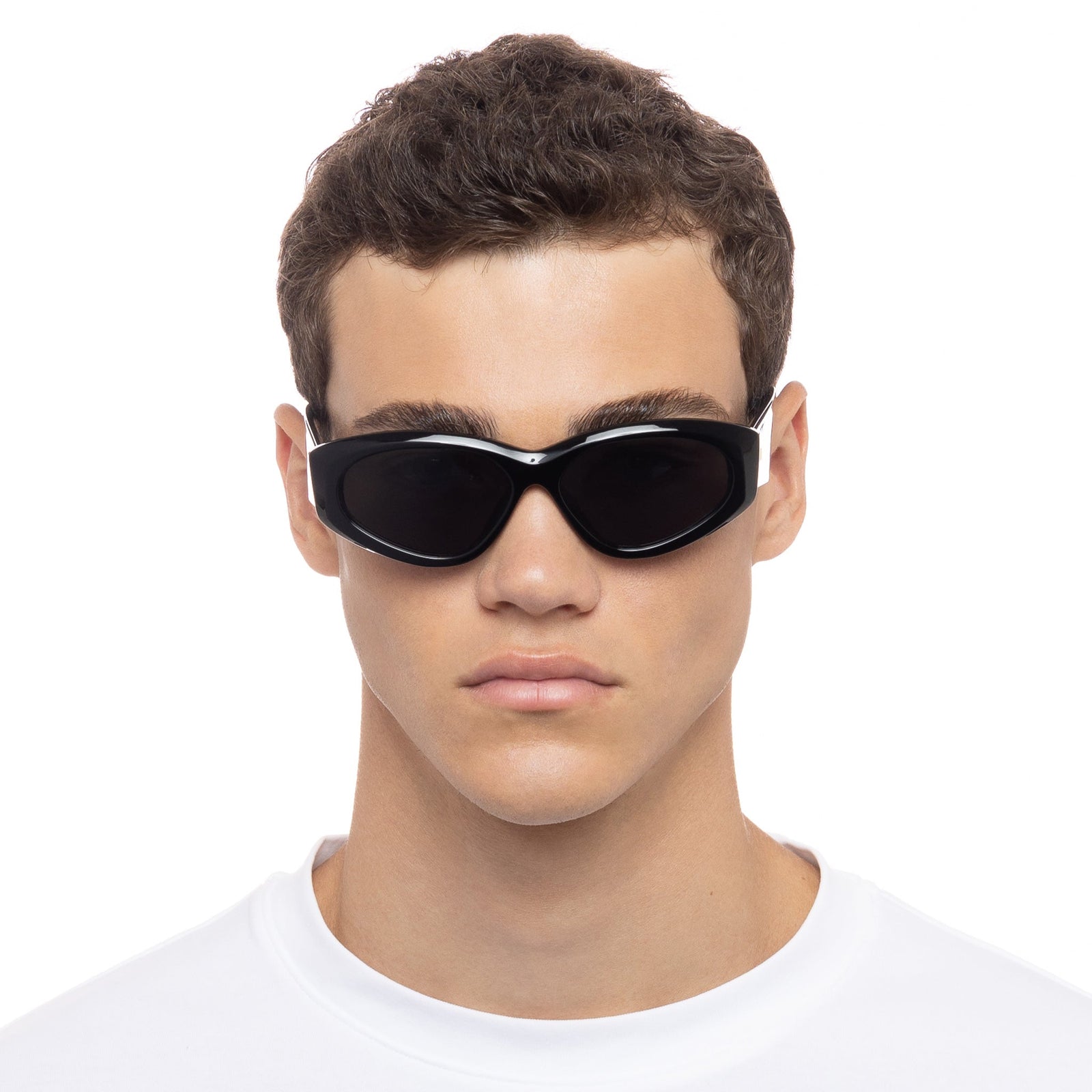 Under Wraps Black Uni-Sex Wrap Sunglasses | Le Specs