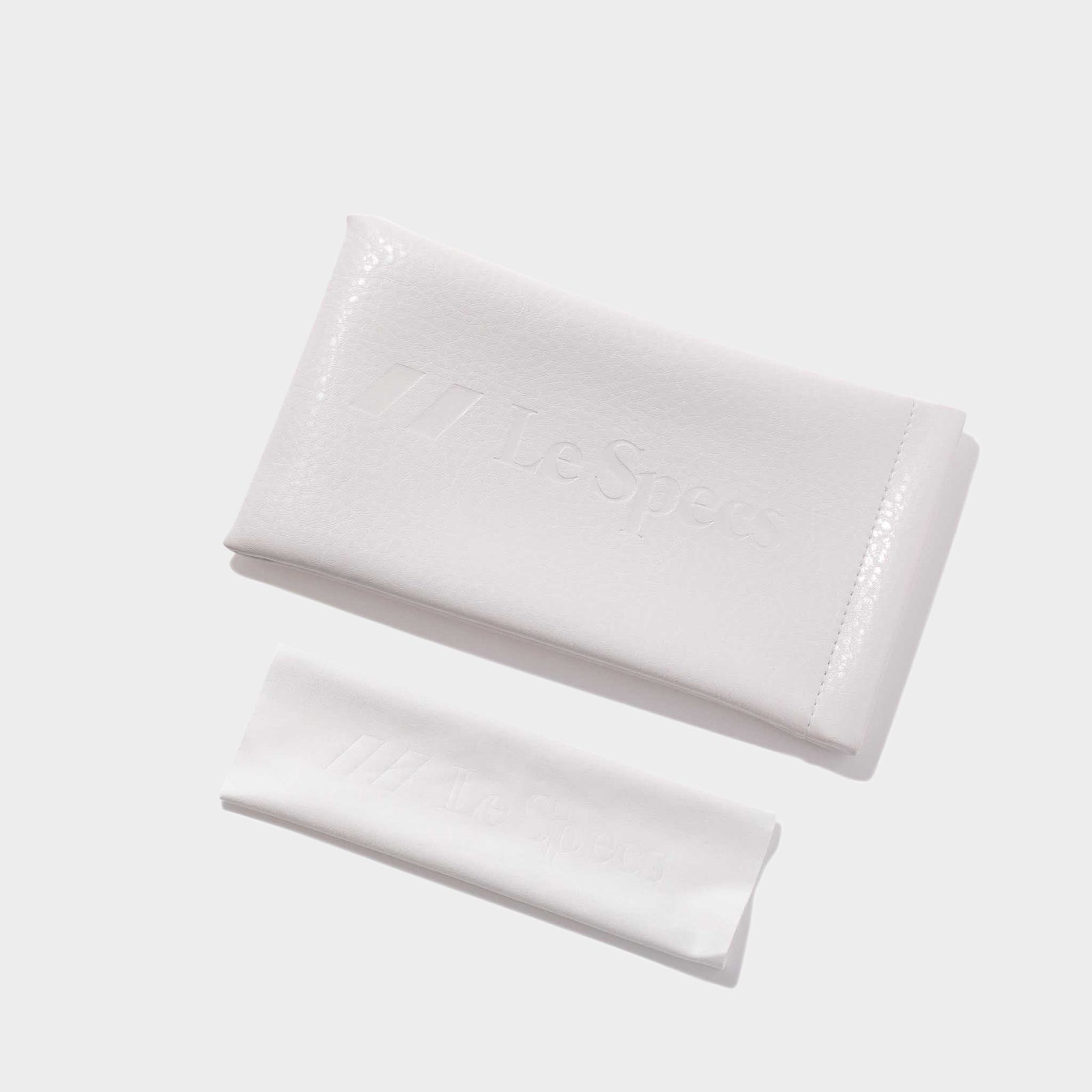 Case Cloth White Uni-Sex Unspecified Accessories | Le Specs