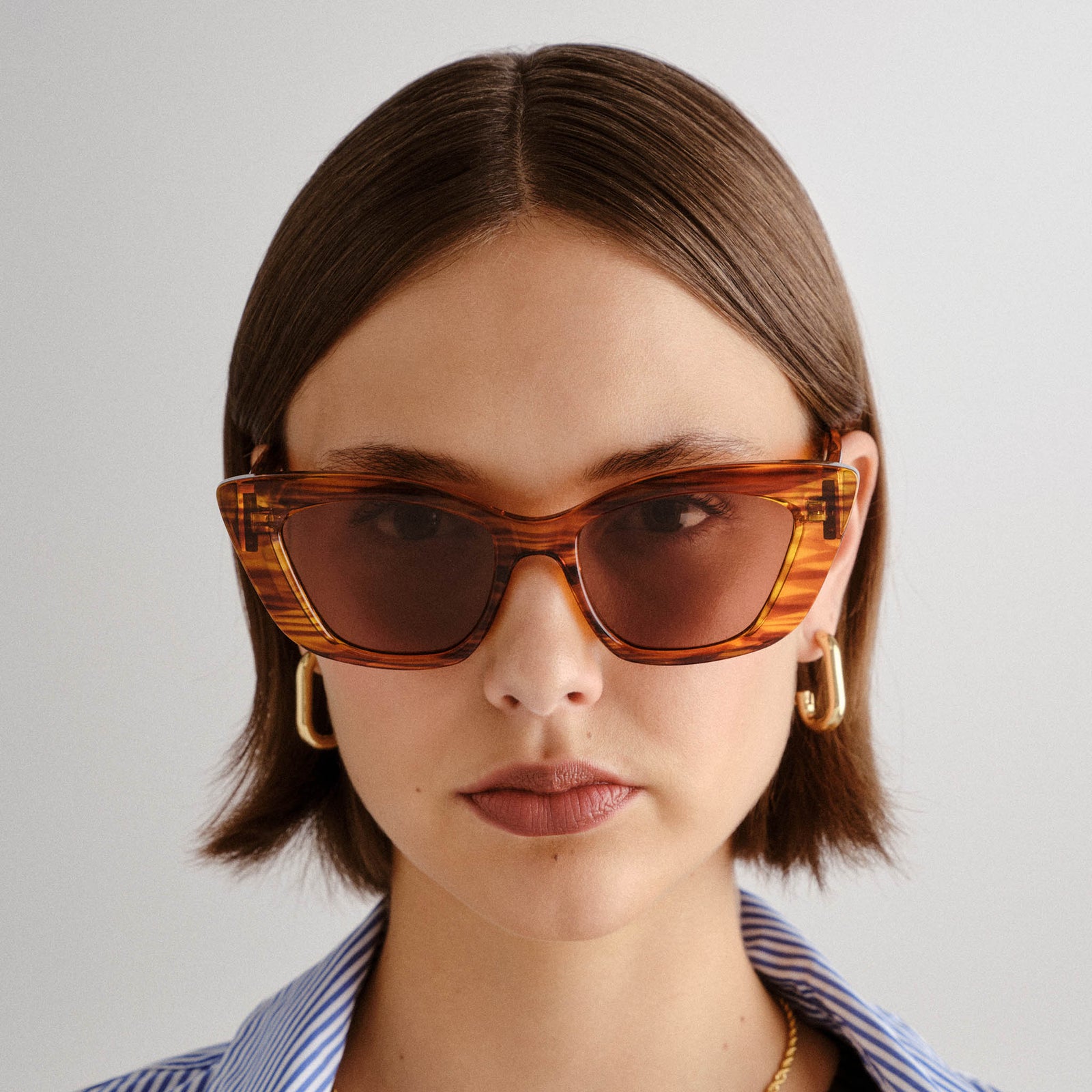 Tranquil Turmoil Woodstripe Female Cat-Eye Sunglasses | Le Specs