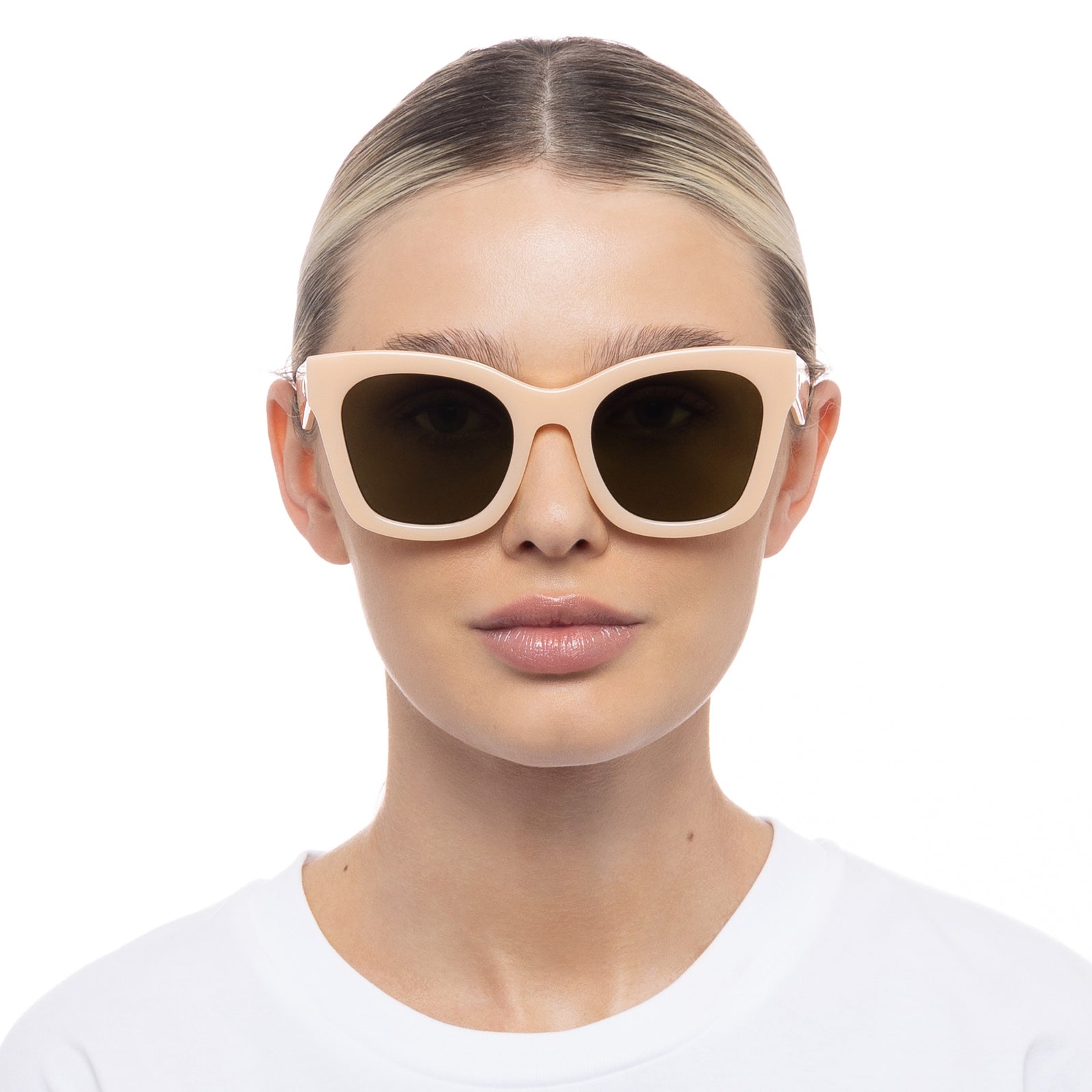 Showstopper Butterscotch Female Cat-Eye Sunglasses | Le Specs