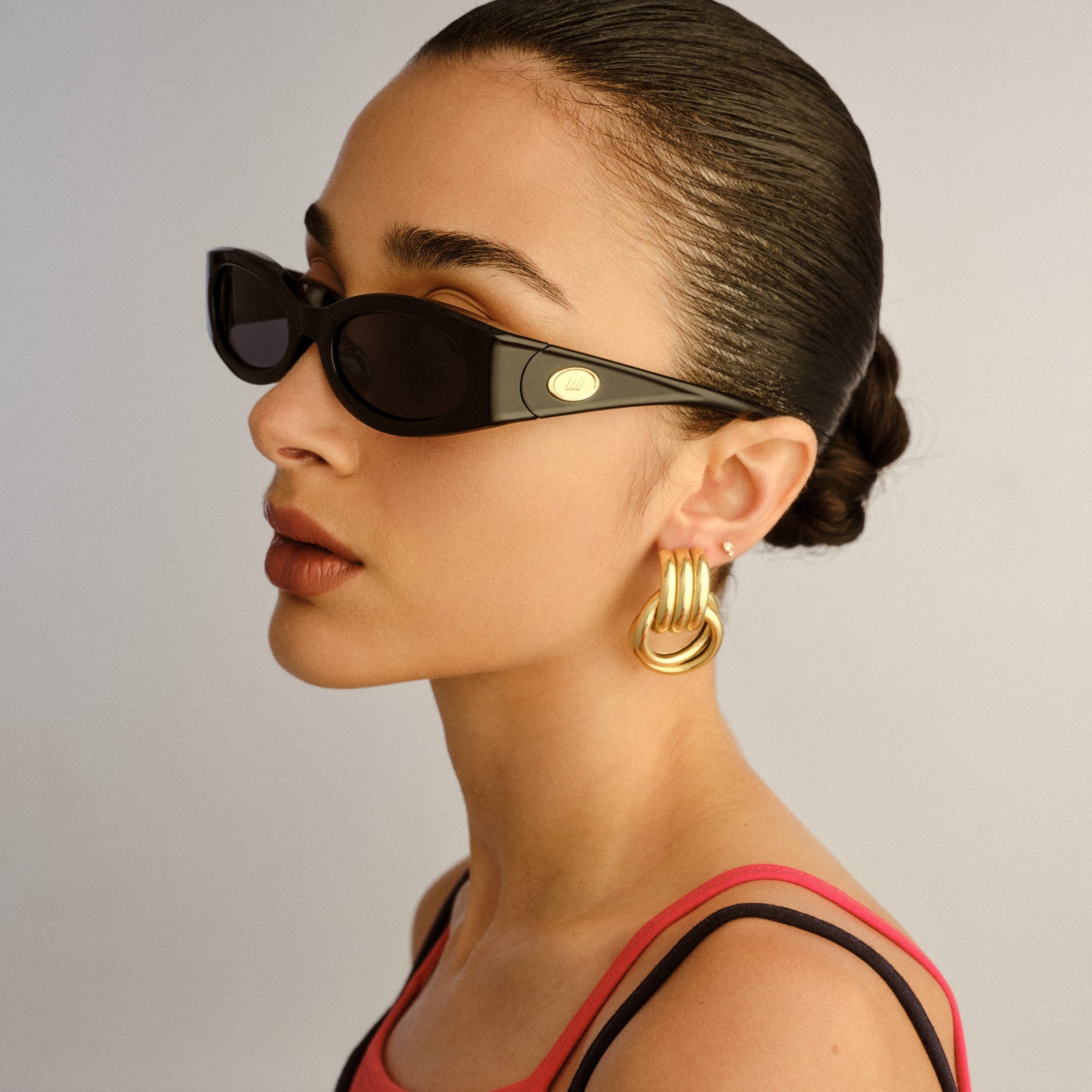 Glaciem Black Uni-Sex Wrap Sunglasses | Le Specs