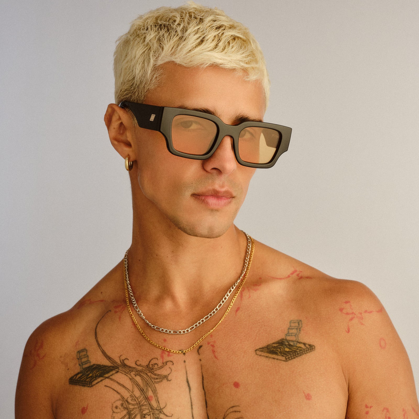 Atlantis Black Uni-Sex Rectangle Sunglasses | Le Specs