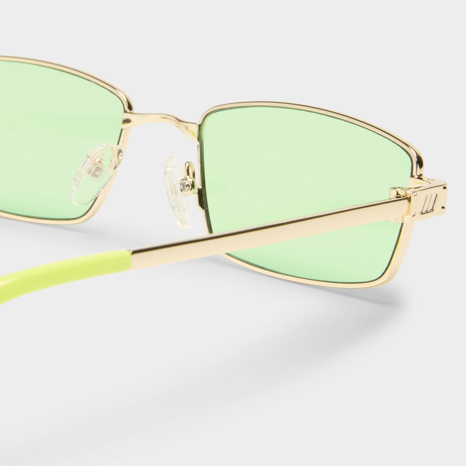 BIZARRO | BRIGHT GOLD PINE LIME