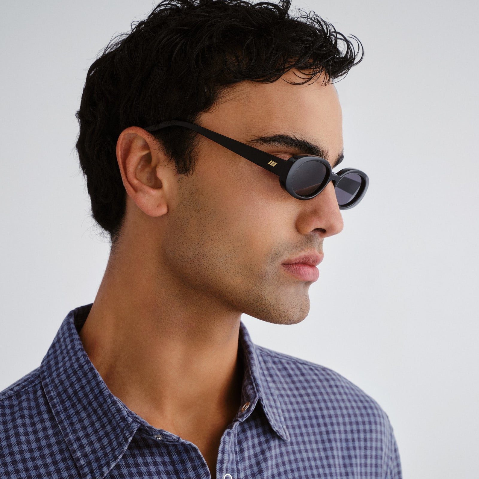 LE SPECS OUTTA LOVE サングラス Outta Love Black Uni-Sex Oval Sunglasses | Le Specs