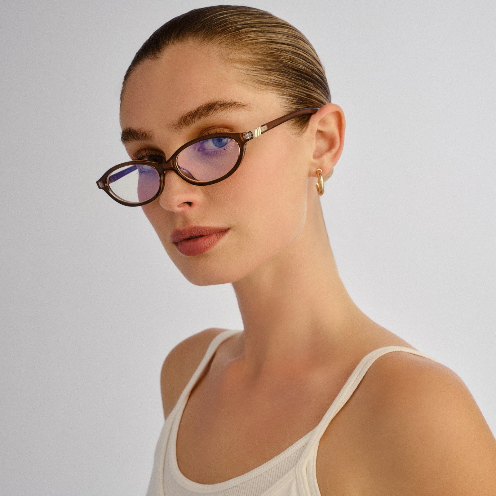 Duskfall Dark Cocoa Female Oval Blue Light | Le Specs