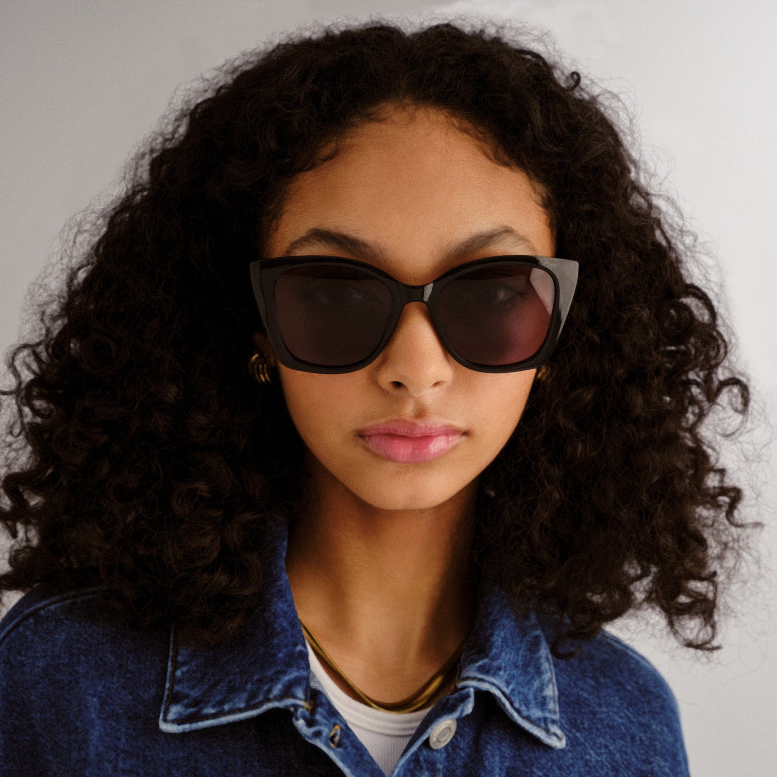 Incantation Black Female Square Sunglasses | Le Specs