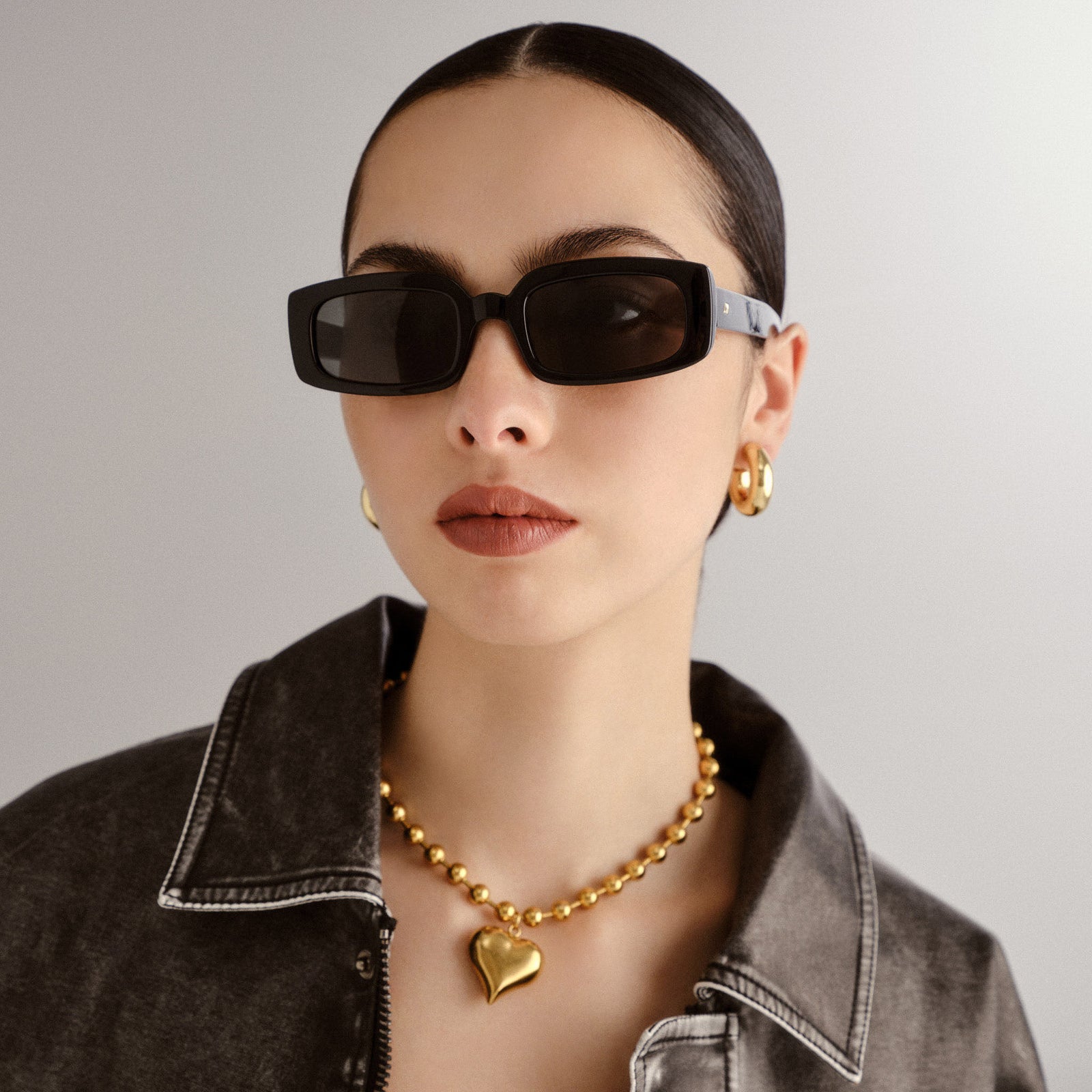 Dynamite Black Uni-Sex Rectangle Sunglasses | Le Specs