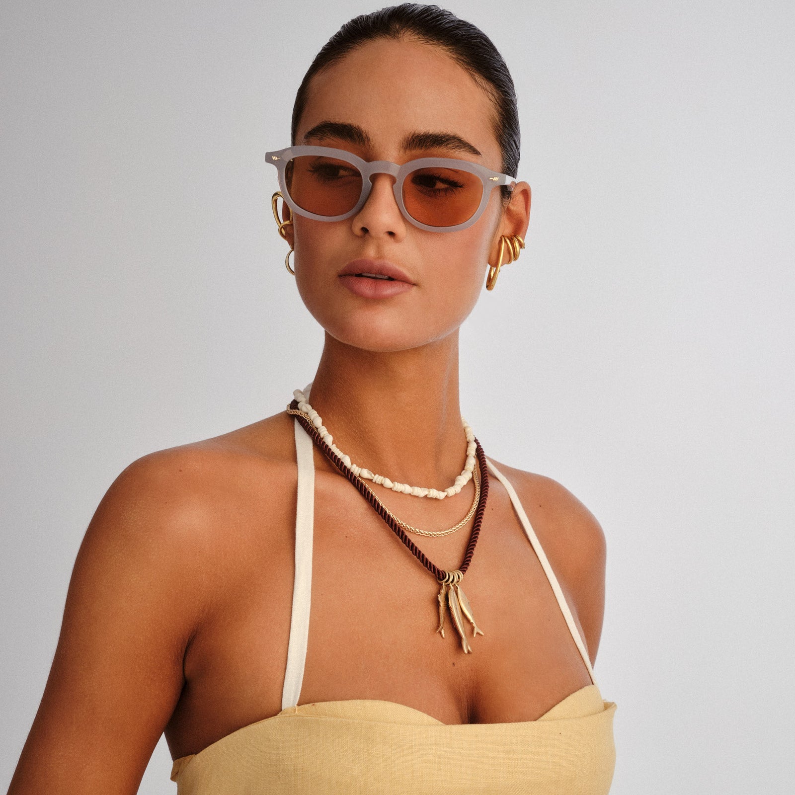 Heart Throb Mist Uni-Sex Round Sunglasses | Le Specs
