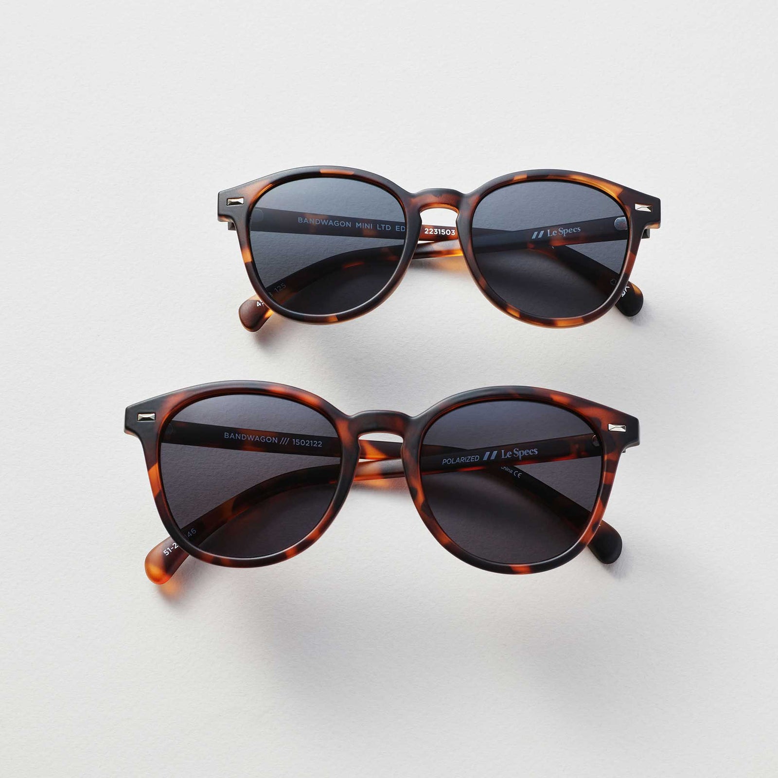 Le Specs Bandwagon Sunglasses in Matte Tort | Katie & Jo